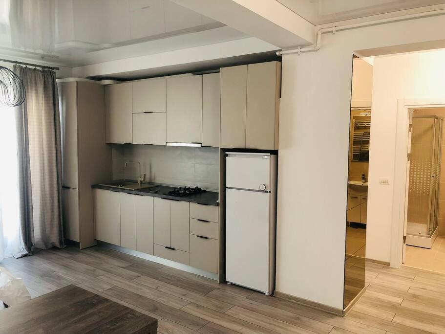 Dxn Luxury Apartment 4 Navodari Exterior photo